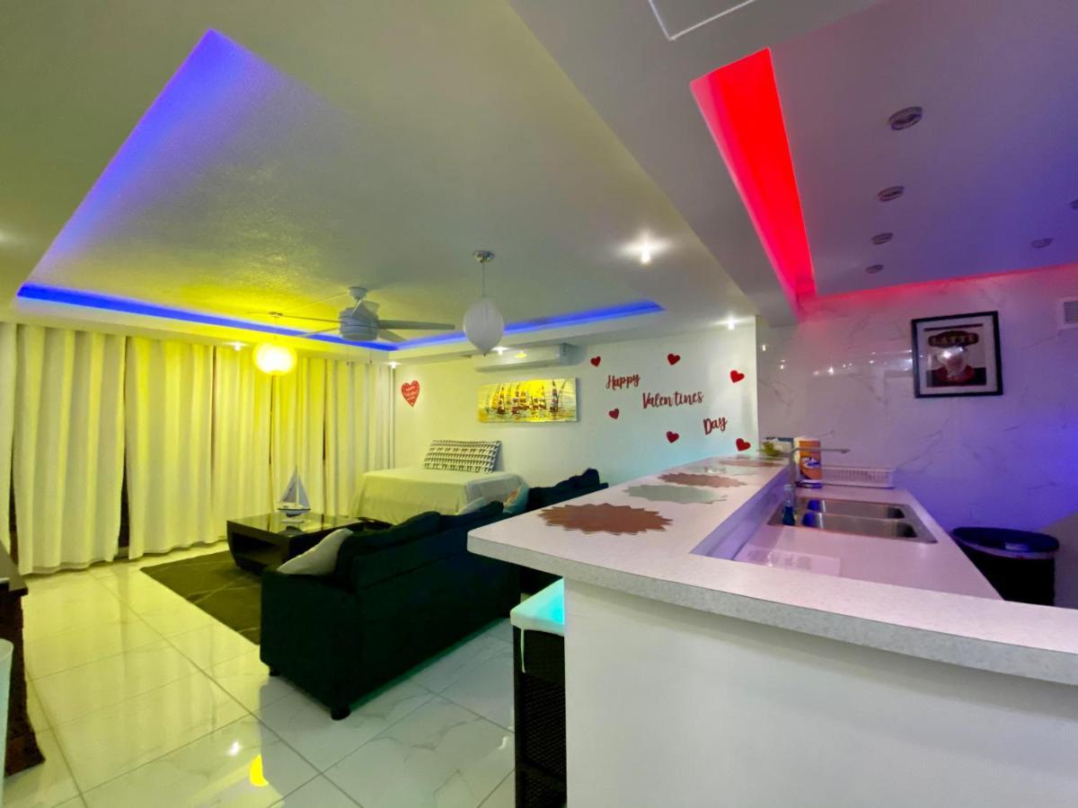 Ocean View apt on Isla Verde in a 14th floor San Juan Buitenkant foto
